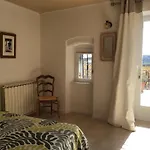 Le Mazet D'auguste 度假居
