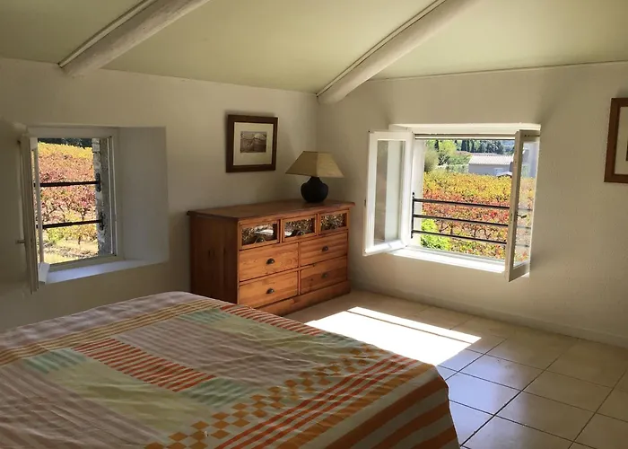 Semesterbostad Le Mazet D'auguste Boisset-et-Gaujac