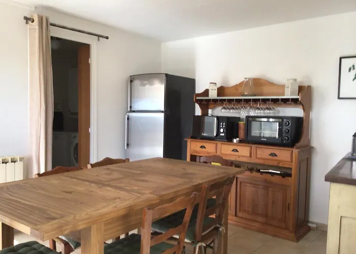 Semesterbostad Le Mazet D'auguste Boisset-et-Gaujac